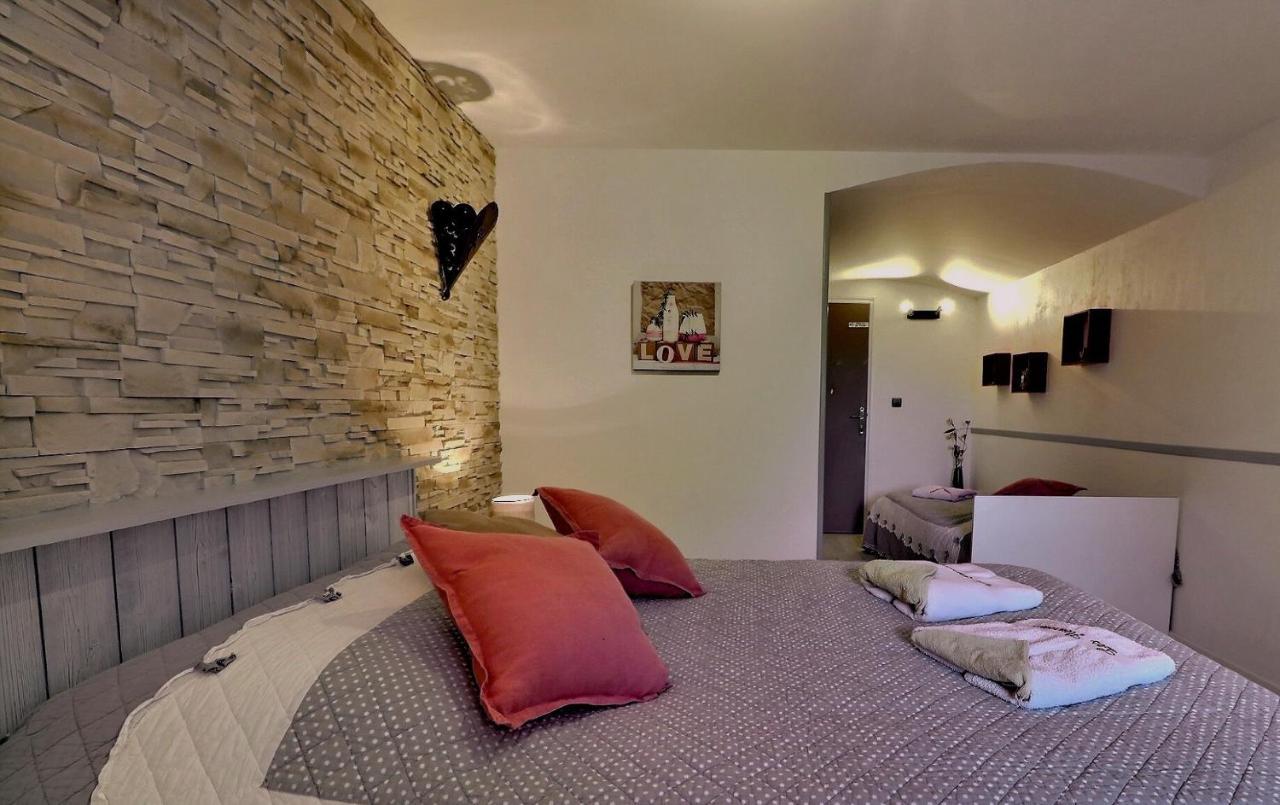 Chambres D'Hotes Les Fleurettes En Baie Du Mont Saint Michel Экстерьер фото