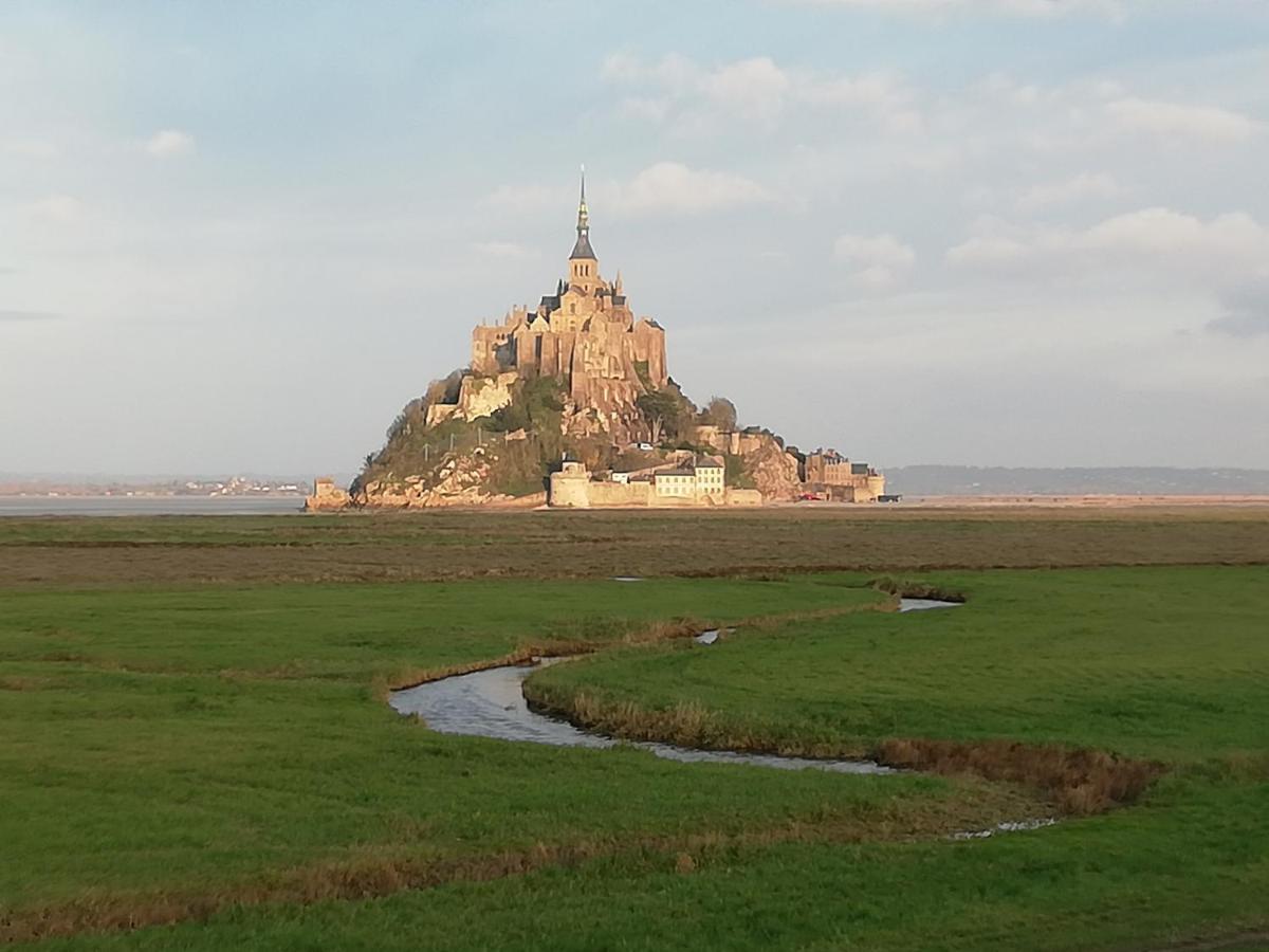 Chambres D'Hotes Les Fleurettes En Baie Du Mont Saint Michel Экстерьер фото