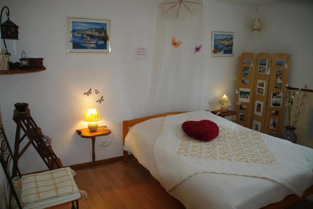 Chambres D'Hotes Les Fleurettes En Baie Du Mont Saint Michel Экстерьер фото